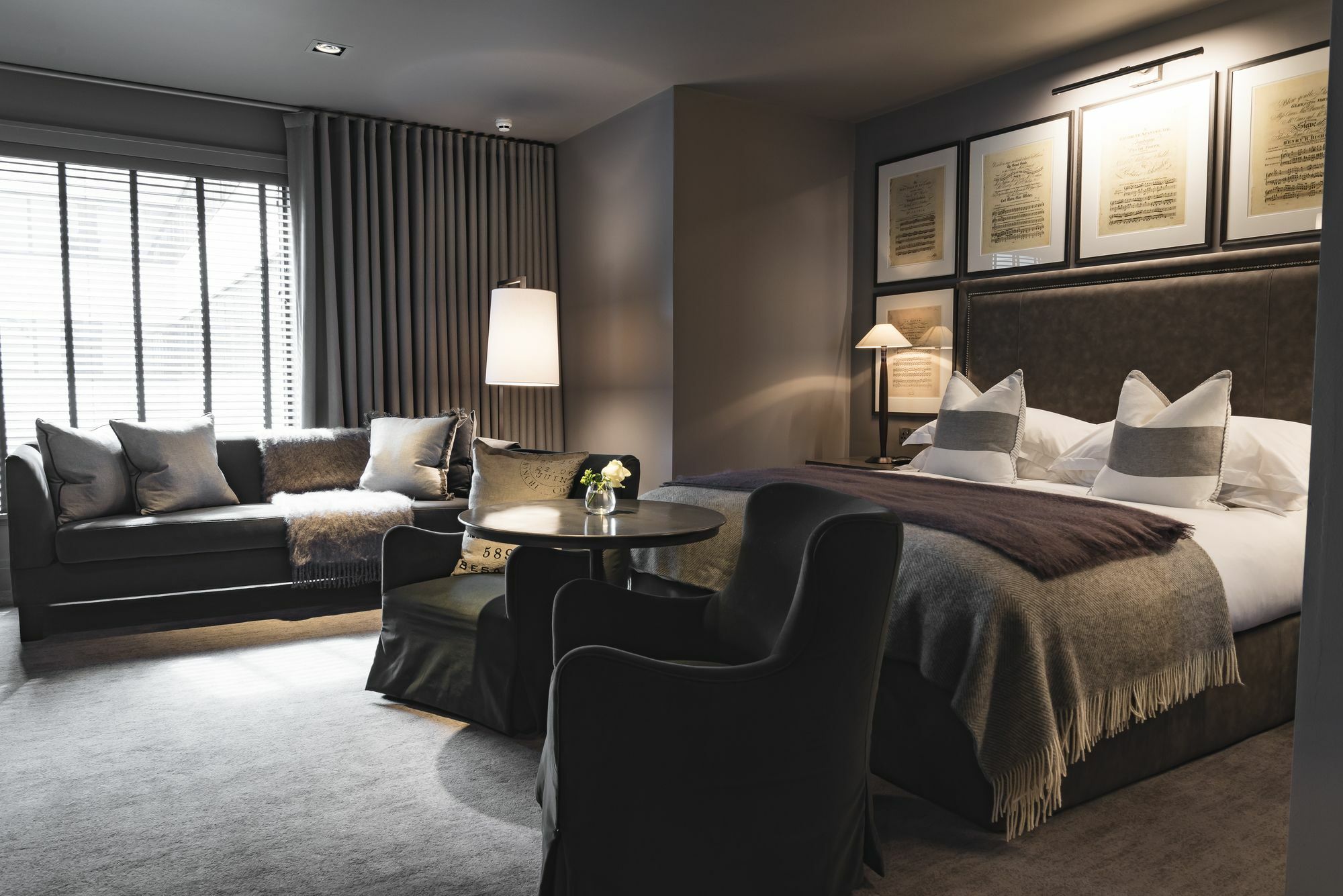 Dakota Hotel 5*